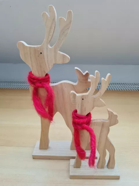 2 x Hirsch Holz Deko Figuren Landhaus Weihnachten Advent Herbst Winter Wohnen 