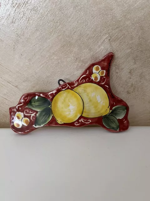 Sicilia da parete in ceramica di Caltagirone decoro limoni  artigianale