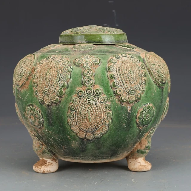 CHINESE ANCIENT SONG dynasty Green glaze Porcelain Cover pot tank jar