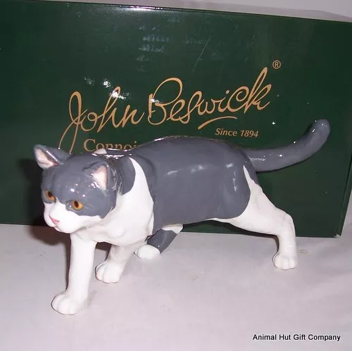 John Beswick Connoisseur Collection British Shorthair Bi-colour Cat