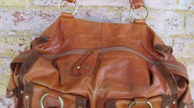 Sondra Roberts Brown Leather Retro Duffel Weekender Satchel Tote Shoulder Bag 11