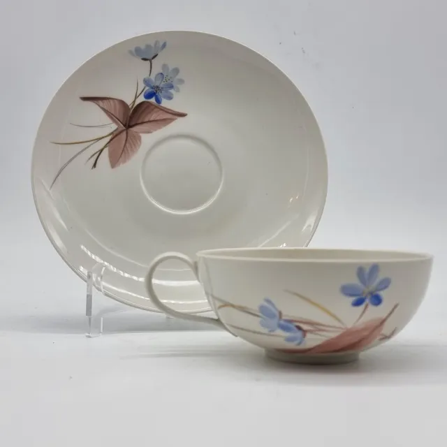 Alte KPM-BERLIN Urbino Teetasse Blumennmalerei Altweiß Trude Petri 1.Wahl Tasse1