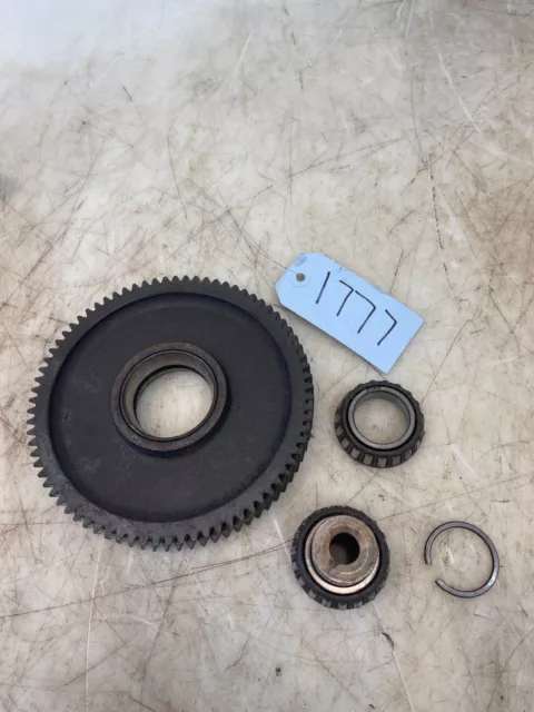 1981 International IH 986 Tractor Engine Idler Timing Gear & Bearings 675764C1