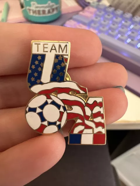 Vintage 1998 Team USA France World Cup Soccer Ball Lapel Pin