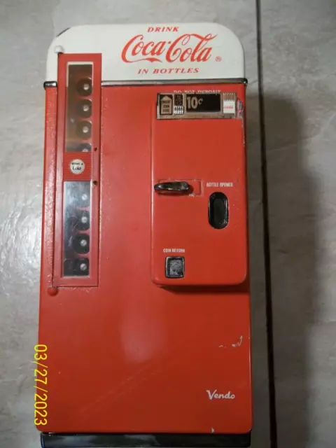 1994 Mini Metal Coca Cola Coin Operated Vending Machine 7" Not working 1994 Mini Metal Coca Cola Coin Operated Vending Machine 7" Not working