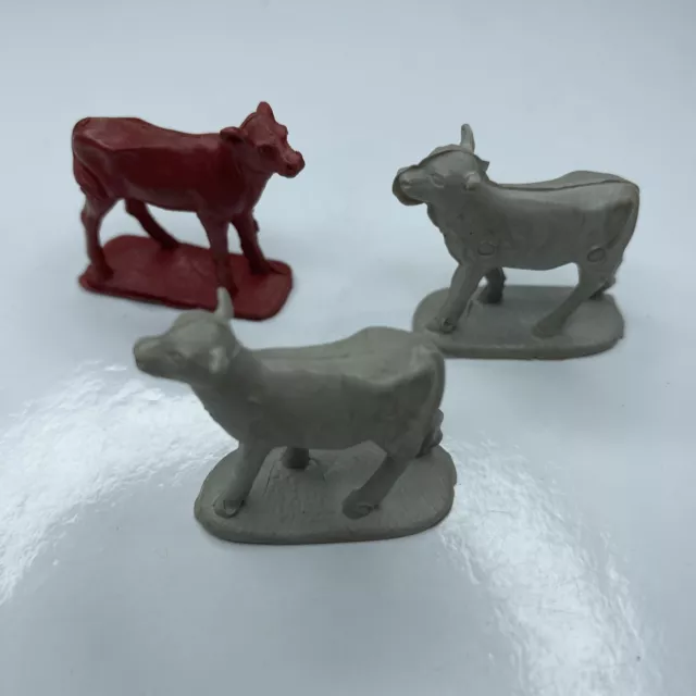 E Vtg Retro 60s 70s Plastic Resin Toy Farm Animals Western Cow Bull Red Gray