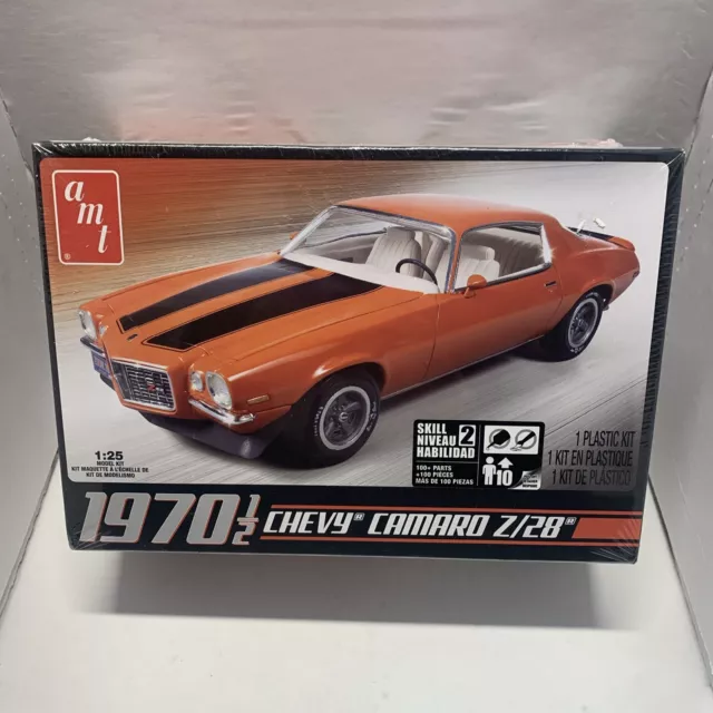 Brand New Sealed AMT 1970 1/2 Chevy Camaro Z/28 Scale 1:25 AMT635L/12 Skill 2