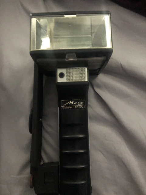 Metz 60 CT-2 Mecablitz Handle Mount Flash