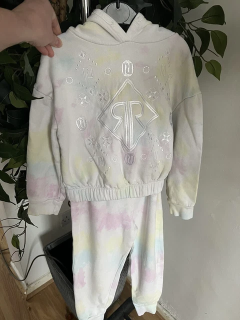 Girls age 5-6 years river island tracksuit (d)