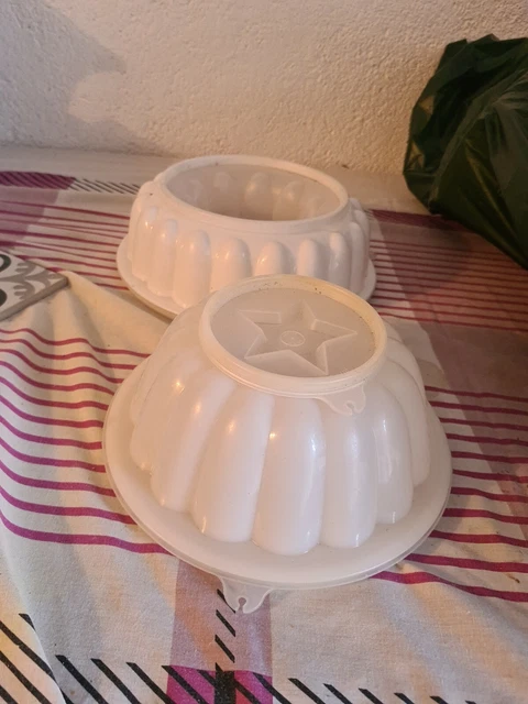 Petit Moule Couronne Tupperware D20 - conservation-et-rangement | Rakuten