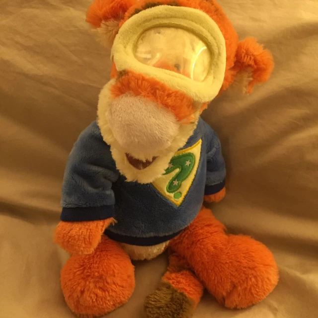 DISNEY STORE EXCLUSIVE Stamped Tigger “The Riddler” Plush Tagged 11.5 ...