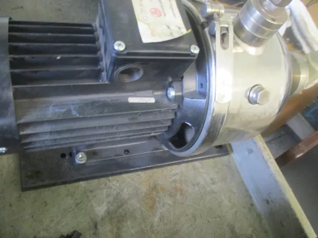 Grundfos Tipo: CHI4-60 A-W-G-Bqqe Booster Pompa. Modello: C 4j508006 P19510 <