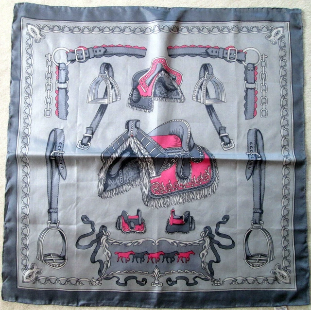 Superbe foulard PIERRE CARDIN soie TBEG vintage scarf 87 x 90 cm