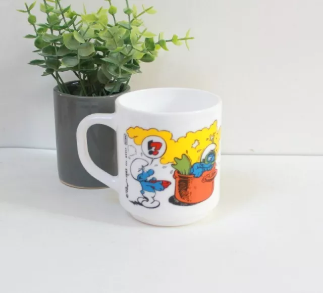 Tasse Mug Les Schtroumpfs Arcopal 1983