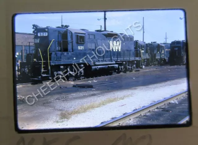 Original  '73 Kodachrome Slide NW Norfolk Western 521 GP9 Kansas City, MO  38C64