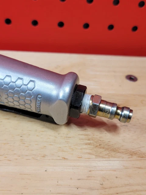 Matco Tools NICE 3/8” Drive 60 ft/lbs 200 RPM Super Duty Air Ratchet MT1857A 2
