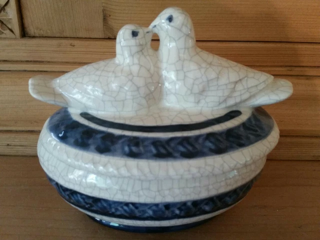 Potting Shed Dedham Pottery Pair Doves Love Birds Wedding Box Lid Vintage 1991