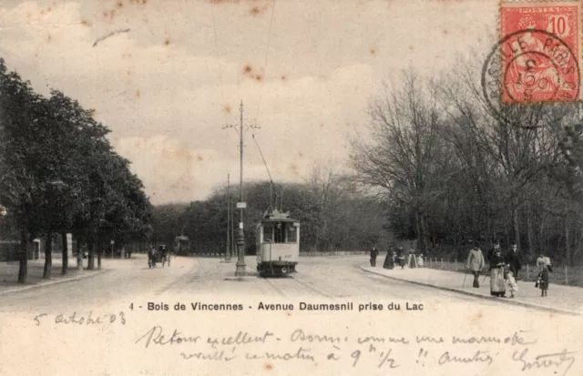 *10541 cpa Bois de Vincennes - Avenue Daumesnil taken from the lake