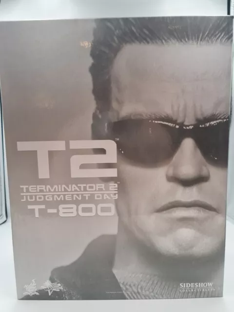 hot toys terminator T-800 1/6 Figure