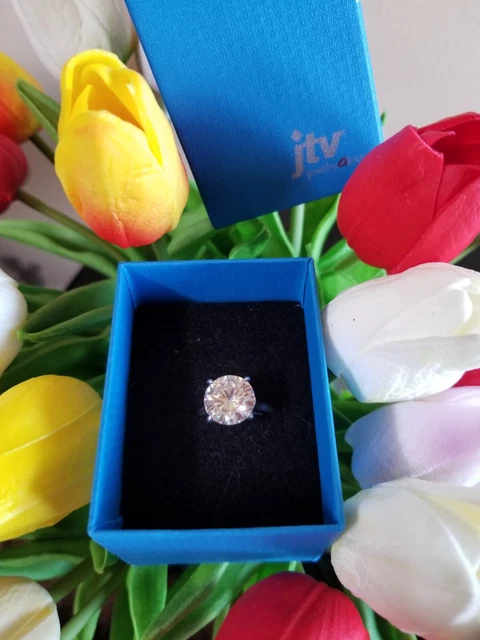 5.37 ctw Moissanite fire designed by Charles Winston ring size 6 sterling JTV 5.37 ctw Moissanite fire designed by Charles Winston ring size 6 sterling JTV