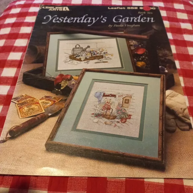 😇 Paula Vaughan Leisure Arts no 552 Yesterday's Garden Cross Stitch  4 Pages