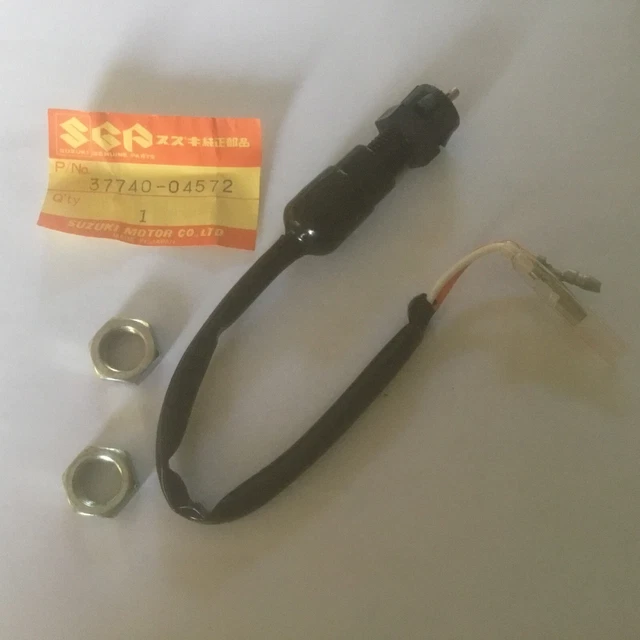 Interruttore freno posteriore originale Suzuki NOS 37740-04572