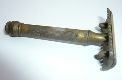 Rasoir ancien GILLETTE mécanique modèle GOLD marqué Janv 13 1920 made in USA 