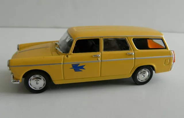 1/43 PEUGEOT 404 break La poste en l'état