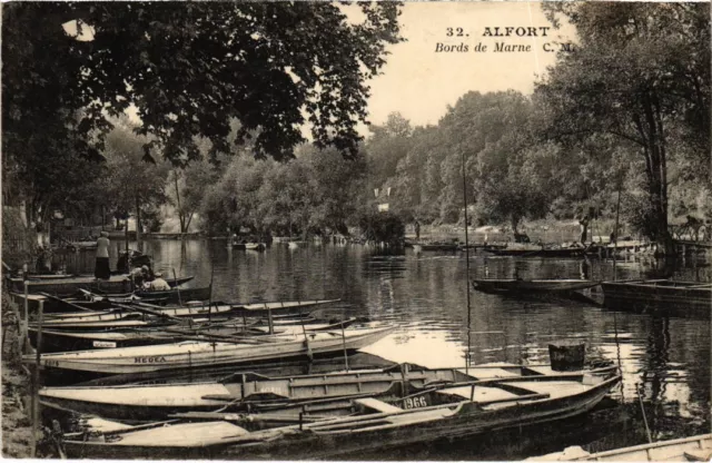 CPA MAISONS-ALFORT Bords de Marne (1352775)