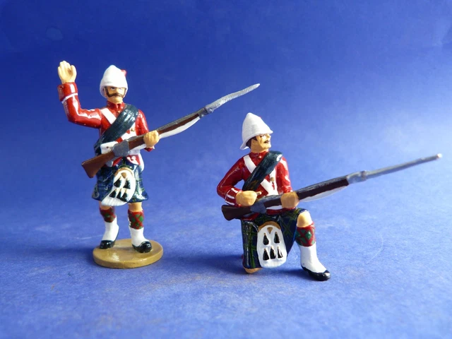 Ensemble de 28 soldats vintage. Petits soldats jouets en - France
