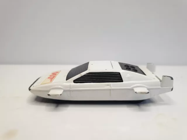 Corgi Juniors Lotus Esprit 007