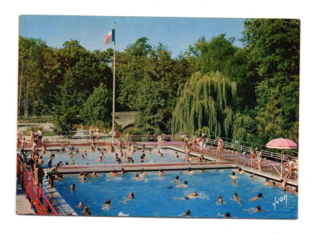 carte postale  - 91 - Essonne - BRUNOY - La piscine - animée - voyagée en 1973