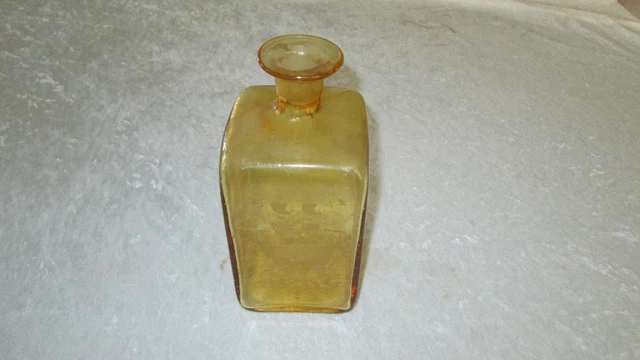 ANCIENNE BOUTEILLE CARAFE En Verre Souffle Gradue Kirsch EUR 10,00