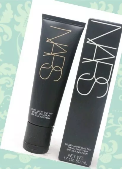 NARS Velvet Matte Skin Tint Broad Spectrum SPF 30 MALAGA  med/ dark 1