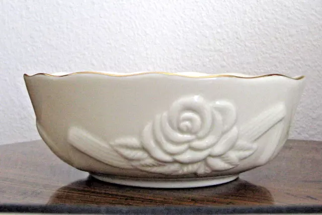 Lenox Rose Blossom Bowl Fine bone china Pure 24 Karat Gold Trim Medium 5-1/2"