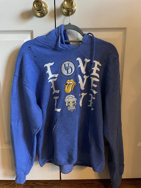 University Of Delaware Womens Patched Sweatshirt- Max And Gino’s UD UDEL Medium