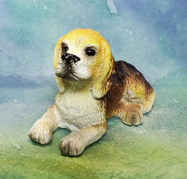 BEAGLE puppy DOG Resin Figurine HAND PAINTED MINIATURE Small Mini COLLECTIBLE