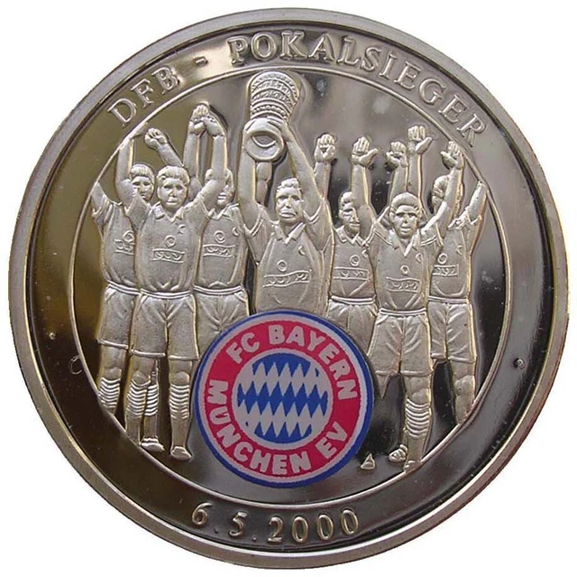 FC Bayern München Medaille - 12 Stück mit Zertifiakten in Holzbox in