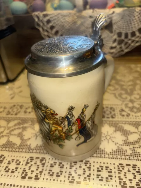 Bayern Crest Covered Beer Stein & Zinn Pewter Lid - Handpainted Crest PreOwned