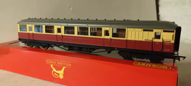 OO gauge NEAR MINT 2x Hornby BR LNER Coach Crimson Cream Gresley R4181 R4178 3