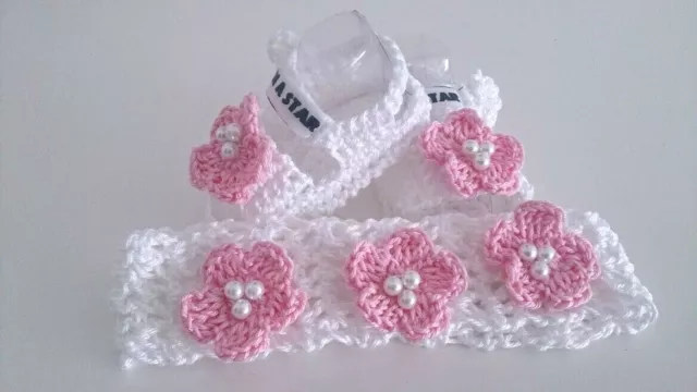 Baby Crochet Knitting Hand Shoes Sandals Clothes Socks Hats Caps Boots