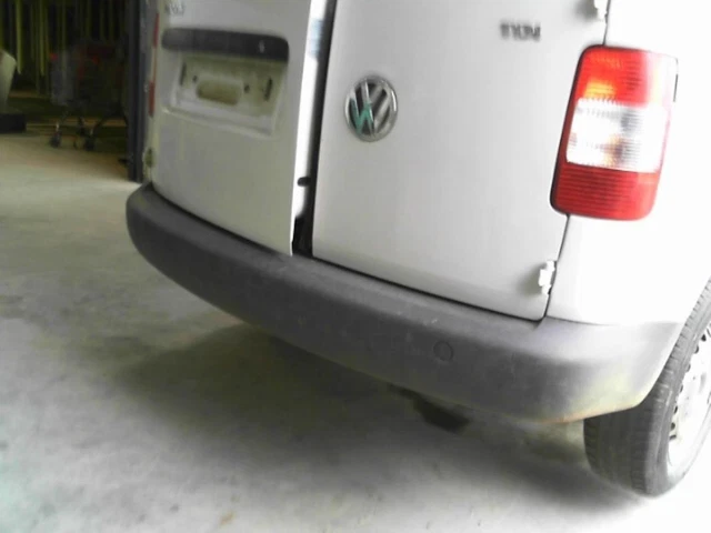Pare choc arriere VOLKSWAGEN CADDY 3 PHASE 1
