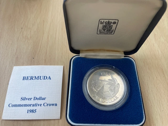 BERMUDA 1985 UNCIRCULATED SILVER DOLLAR - boxed