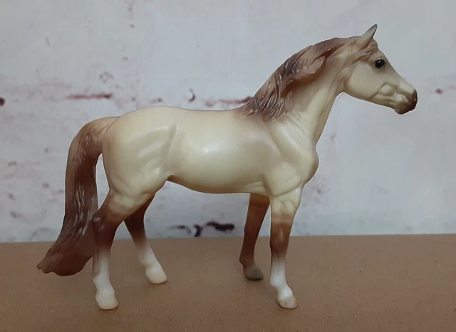 lot b Breyer Stablemate #6222 Stable Surprise Dun Warmblood Mare 5736 G5