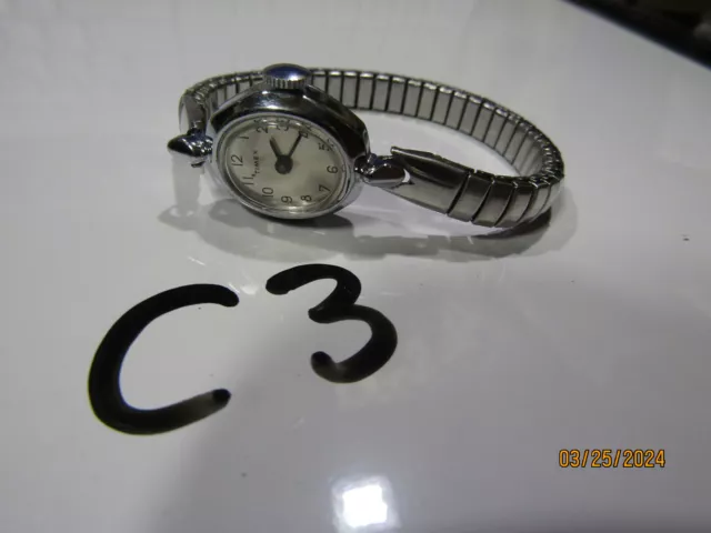 Vintage Timex mechanical wind up Keeps time Womens watch Wear it or sale it #C3