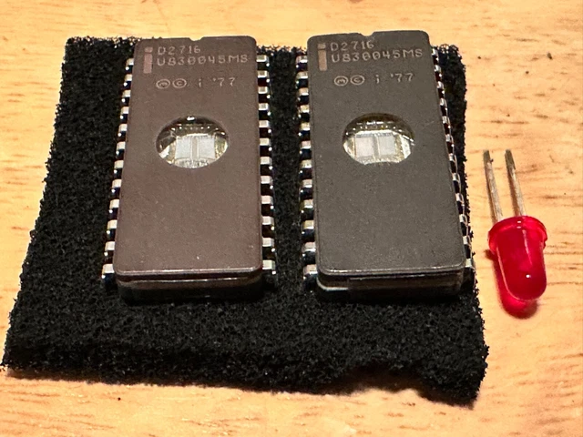 Intel D2716 / Eprom New Open Box Lot Of 2 Pcs