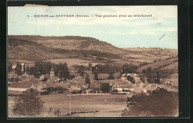 CPA Brinon-sur-Beuvron, Vue générale prise au téléobjectif