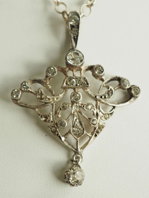 Pendentif Art Nouveau 1900 En Argent - Motif Feuilles Et Fleurs De Lierre, Occasion