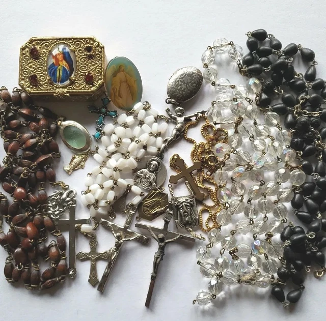 Vtg Rosary Glass Wood Beads Repair Lot Crucifix Vtg Rosary Glass Wood Beads Repair Lot Crucifix
