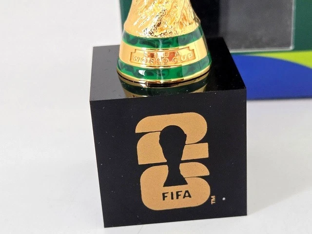 world-cup-2026-trophy-replica-10-cm-with-pedestal-official-licensed